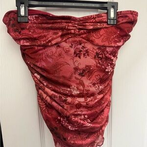 SHEIN Vibrant Red Floral Tube Top